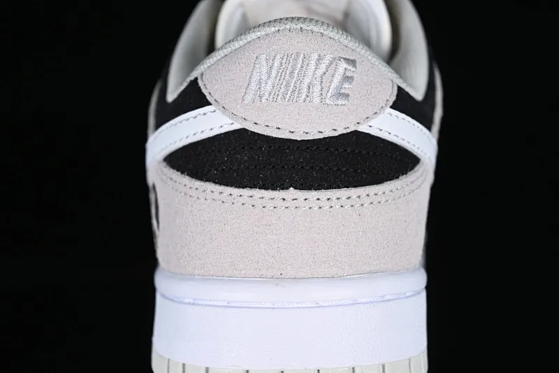 All Categories Nk SB Dunk Series Nk SB Dunk Low Low-top sneakers Cost-effective version Nk Dunk Low Retro "Vast Grey" Black and gray rabbit SB low-top sports and leisure sneakers DD8338-001
